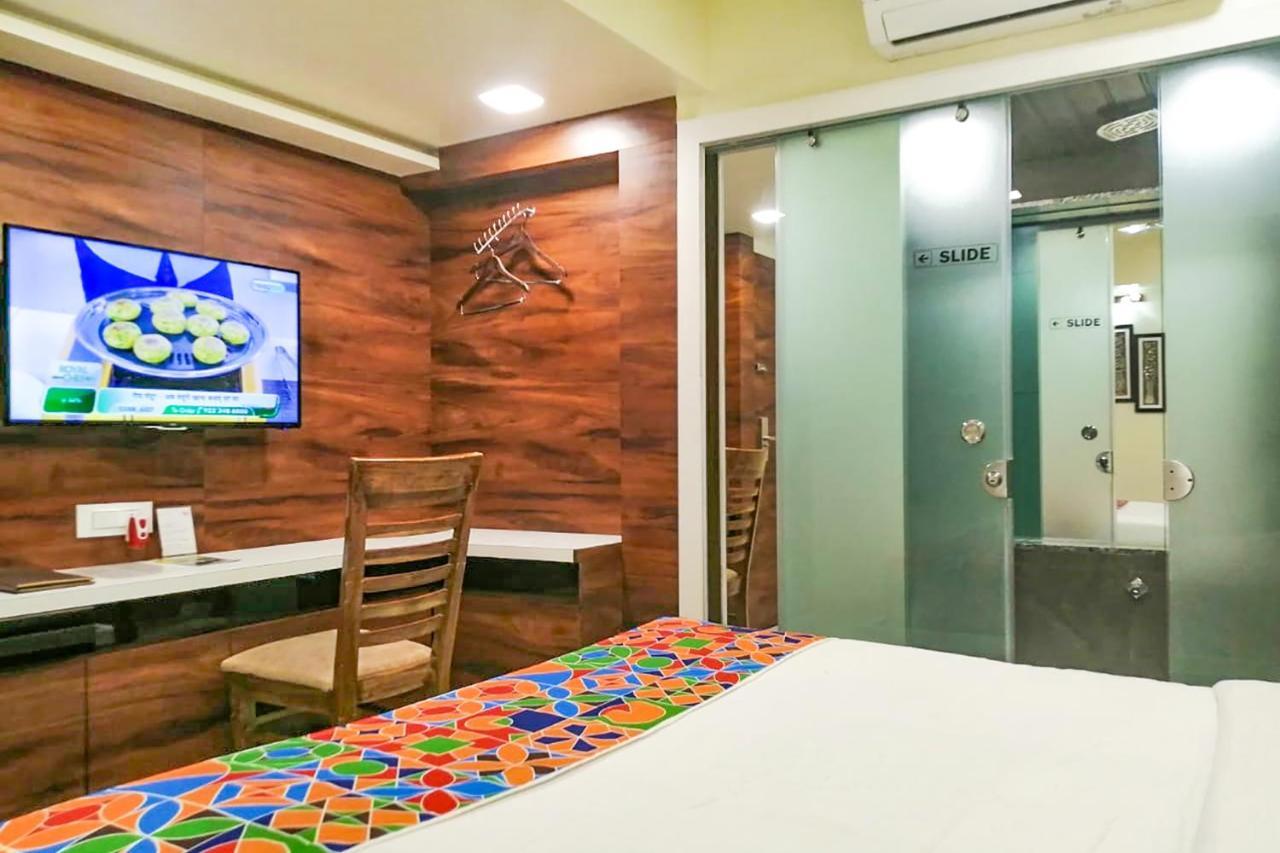 Hotel Radana Vashi Navimumbai Νάβι Μουμπάι Εξωτερικό φωτογραφία