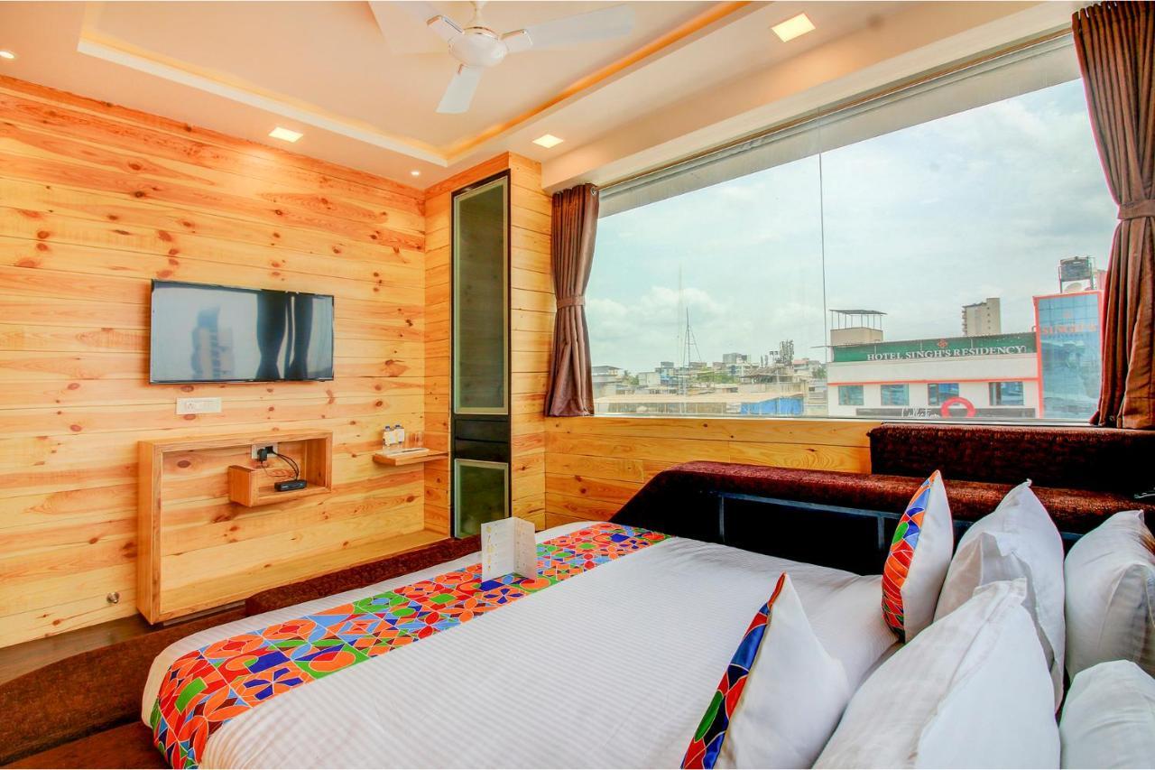 Hotel Radana Vashi Navimumbai Νάβι Μουμπάι Εξωτερικό φωτογραφία